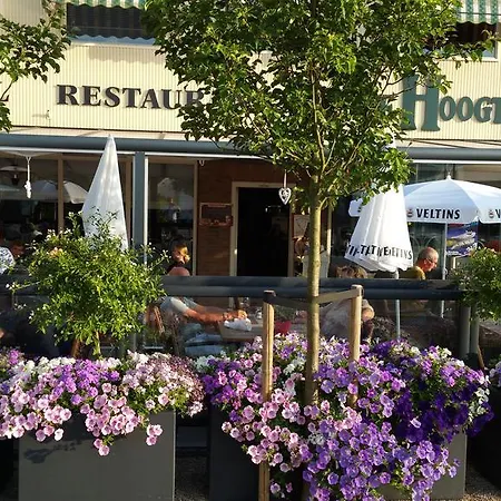 Hotel Restaurant De Hoogt 3*