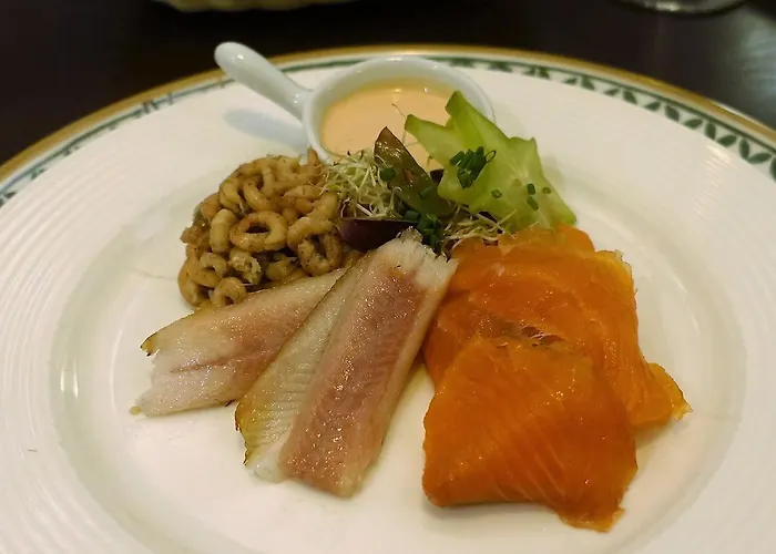 Отель Restaurant De Hoogt Маасдам