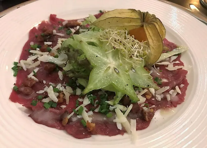 Restaurant De Hoogt Hotel 3*